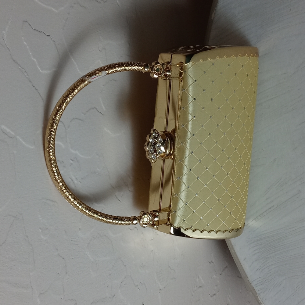 Vintage Gold Tone Metal Evening Purse - Picture 4 of 7